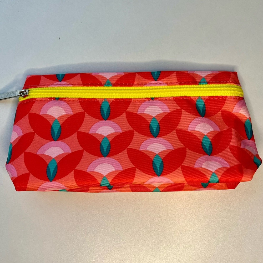 NWOT Clinique Red Pink Blue Geometric Makeup Cosmetic Vanity Bag Pouch 9”